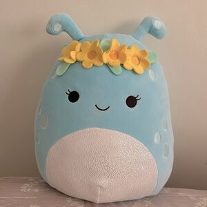 Squishmallows Neelu Pastel Blue Alien 11 inch Plush/Stuffed Animal